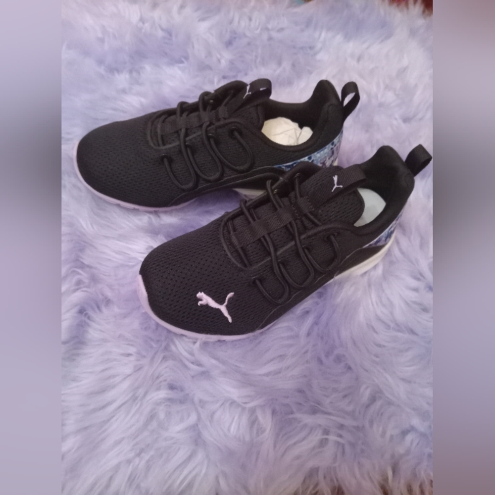 Puma Sneakers